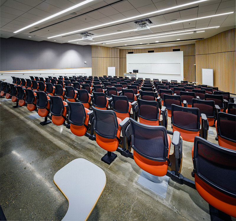 Lecture Hall / Auditorium